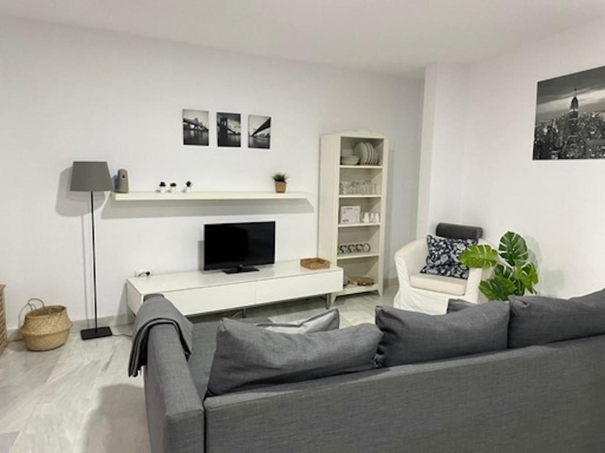 Appartement Holidays2Malaga Jinetes Junto Casco Historico & Parking Extérieur photo